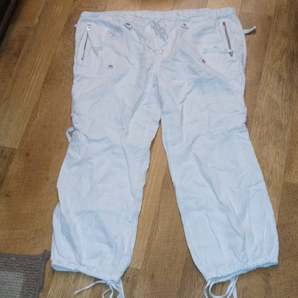 Linen capris